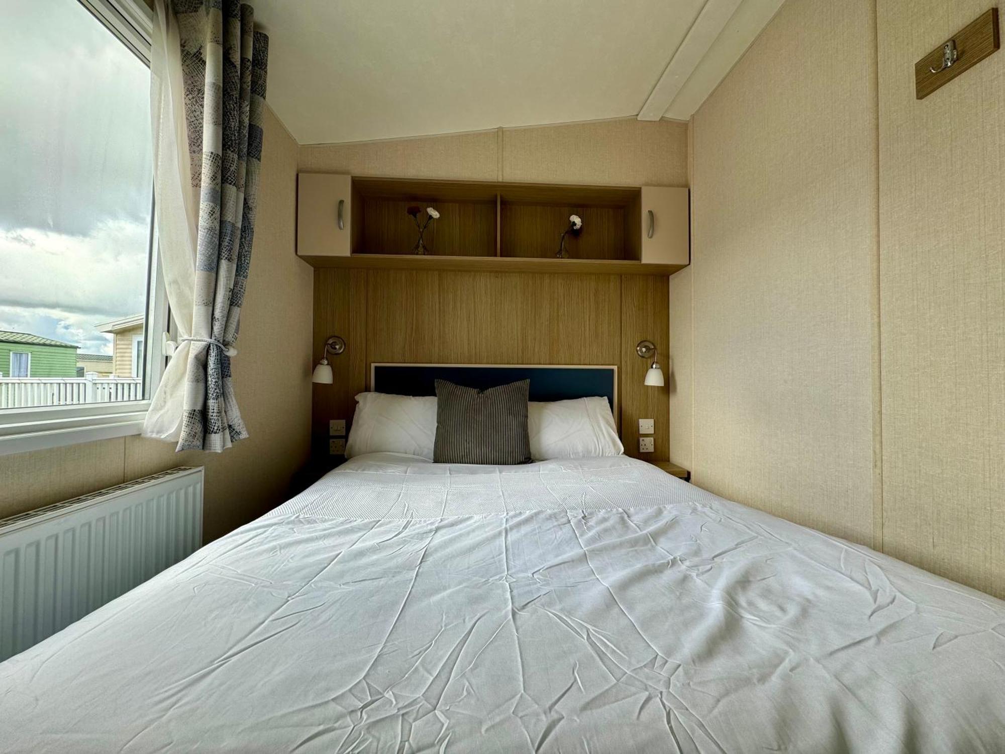 New Sea View Platinum Caravan With Huge Decking Νιούκασλ Εξωτερικό φωτογραφία